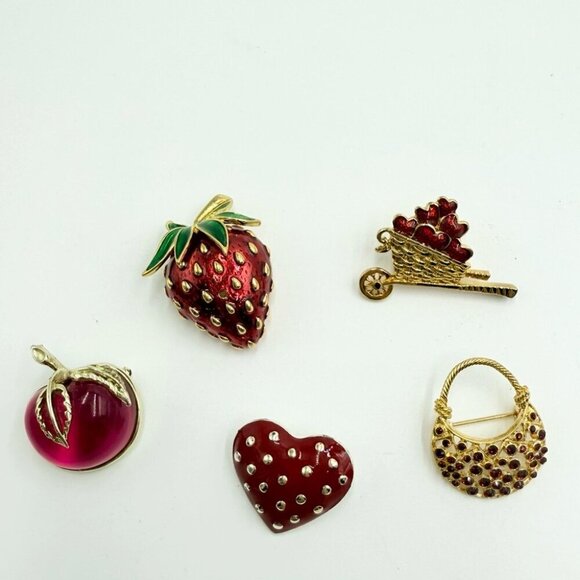 Vintage Five Red Gold Tone Enamel Strawberry Jelly Cherry Heart Brooches Lot - Picture 1 of 12